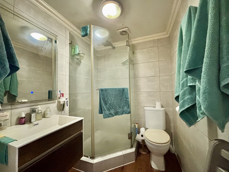 1 Bedroom Property for Sale in Sunridge Western Cape
